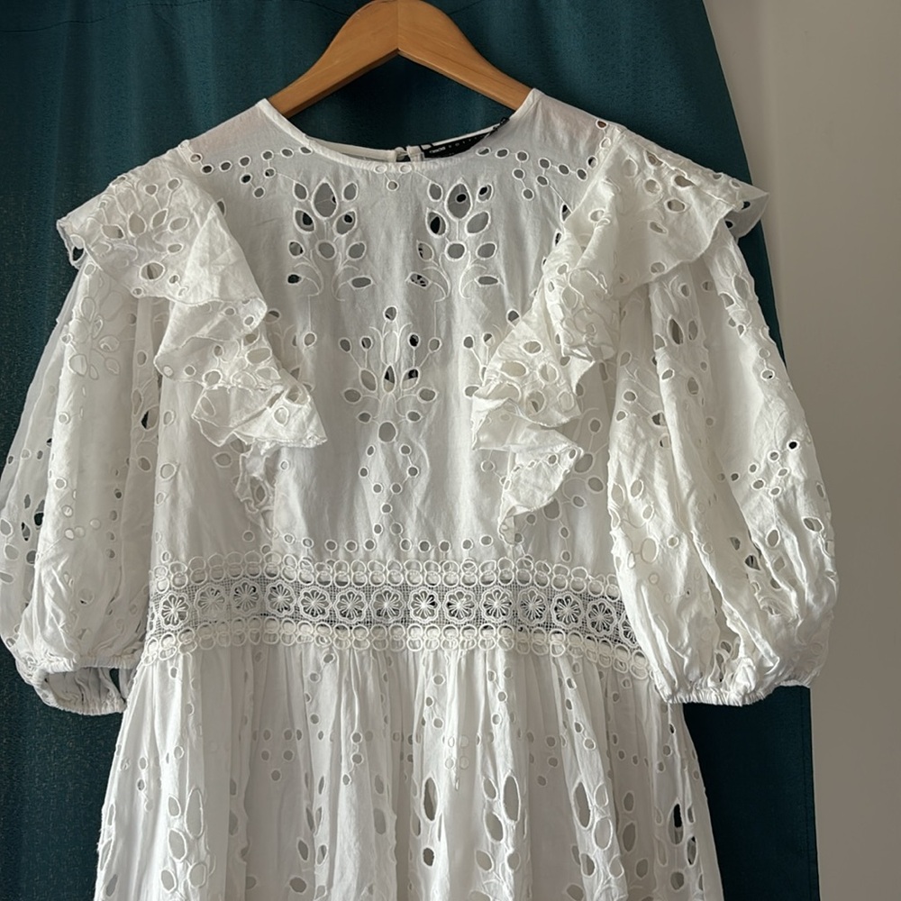 ASOS DESING eyelet tiered maxi dress - Picture 2 of 15